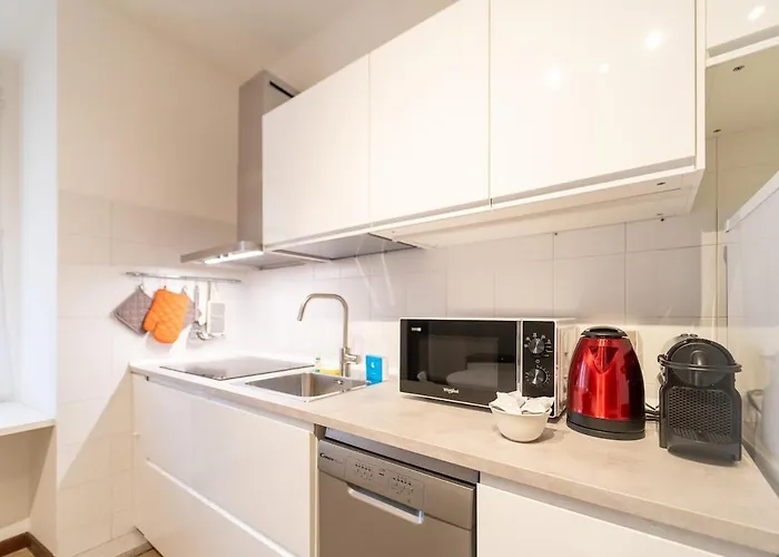 In The Historic Center Of Apartman Como